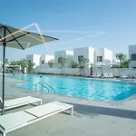4Br Luxury Villa Yas Island Near F1