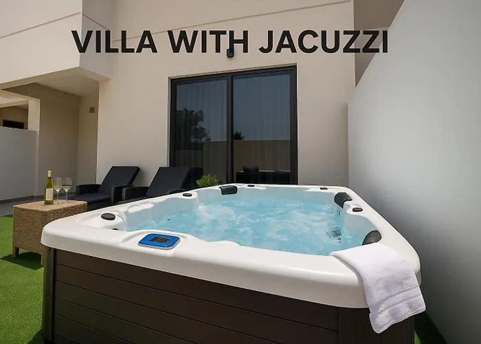 4Br Luxury Villa Yas Island Near F1